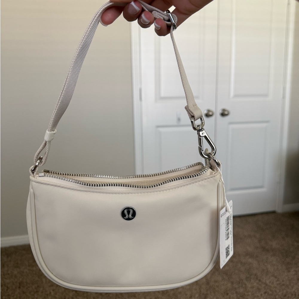 Lululemon Athletica City Essentials Mini Shoulder Bag 1L